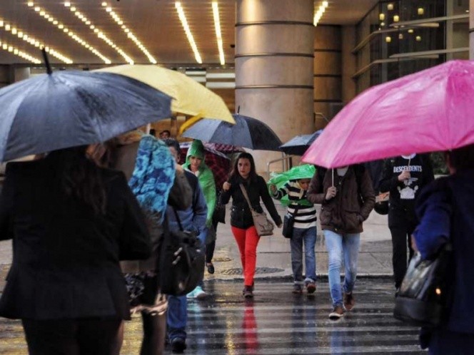 Alertan por lluvia, granizo y fuerte viento en 11 delegaciones