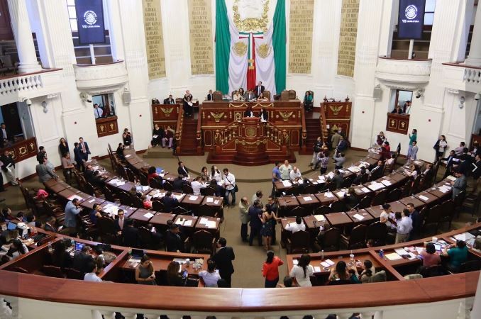 En las postrimerías del último periodo de sesiones, la ALDF aprueba sin quórum reformas de ley