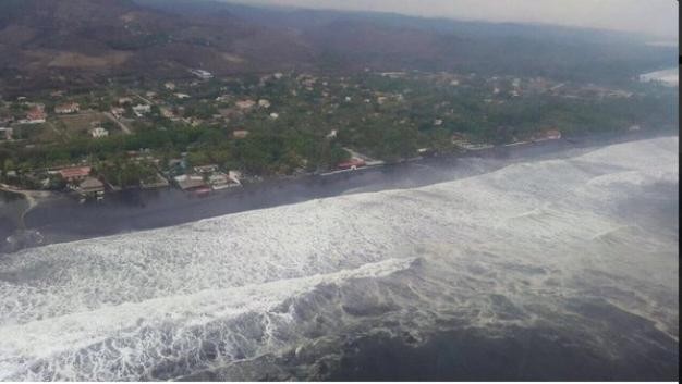 Alerta por tsunami en el Salvador