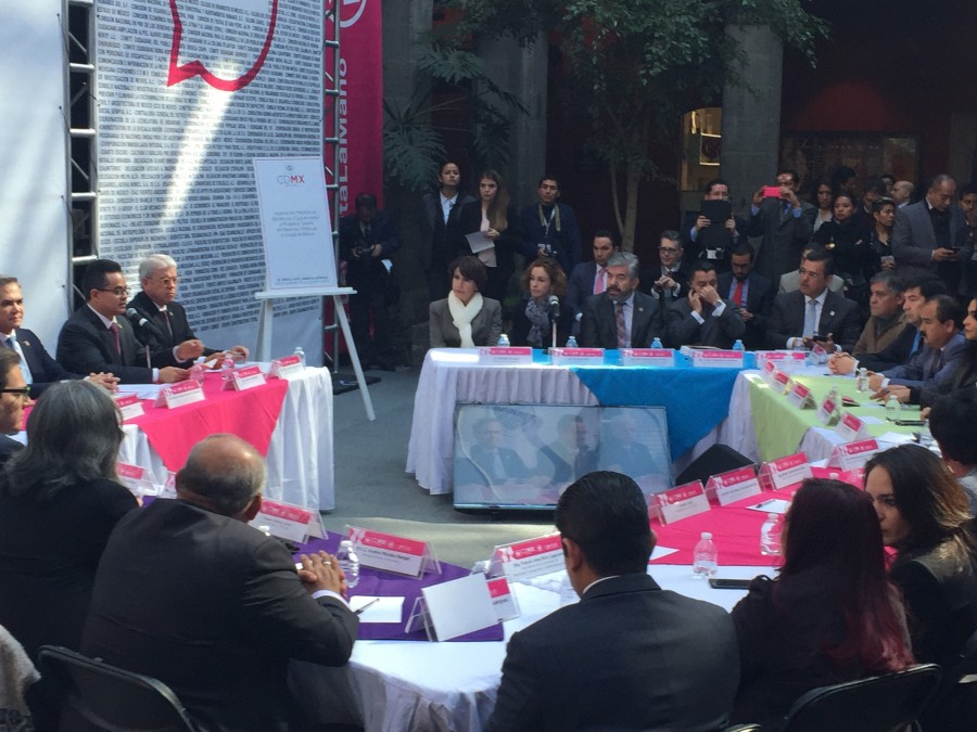 Entregan proyecto General de Desarrollo Urbano a la ALDF