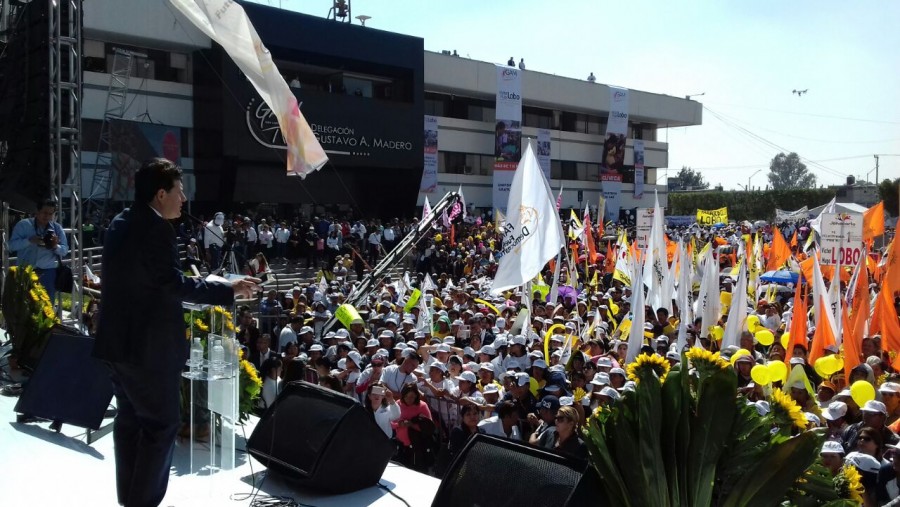 Lobo pone en marcha plan de austeridad