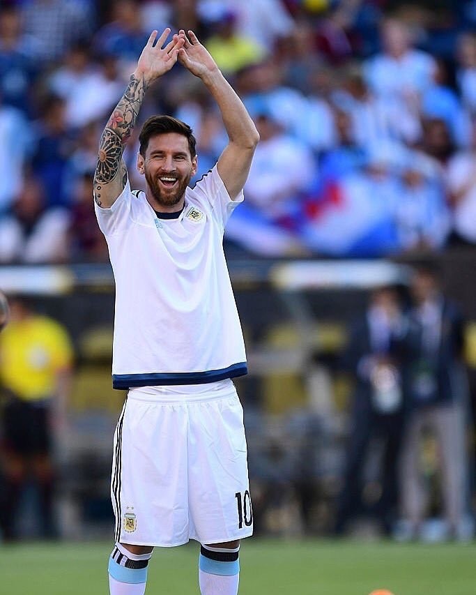La FIFA quita sanción a Messi con Argentina