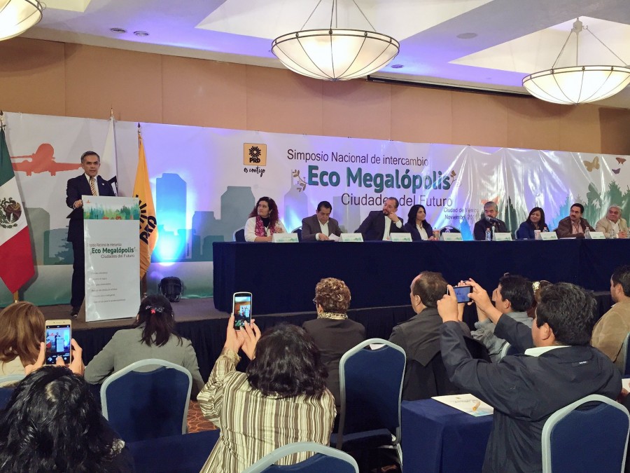 Externa Mancera apoyo a migrantes
