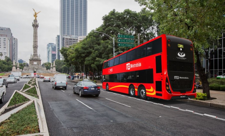 La apuesta del Metrobús en Reforma es que sea mejor servicio al de Londres o Nueva York, dice su director