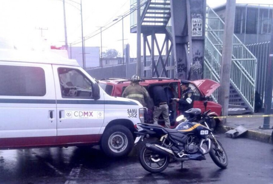 Muere un niño en transporte escolar de la CDMX