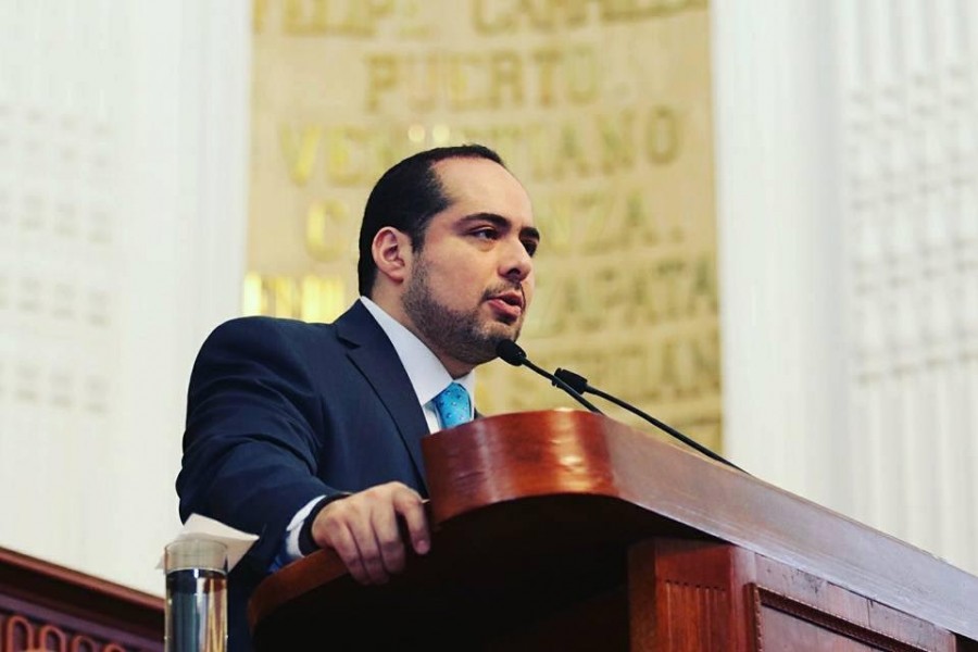 Plantean especializar a médicos para atender endometriosis