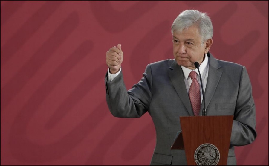 Revela AMLO espionaje en su contra tras encontrar cámara en Palacio Nacional