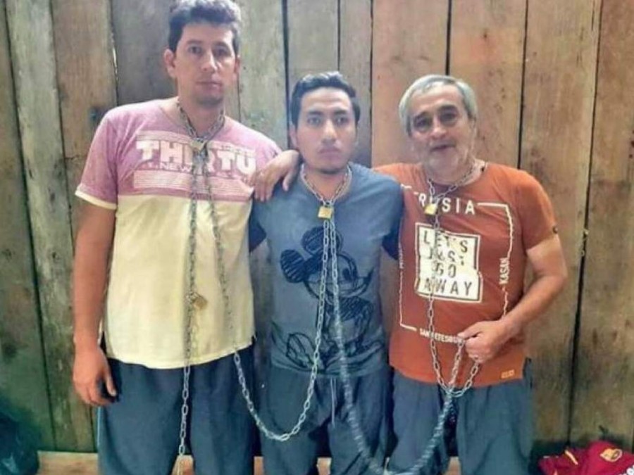 Llegan a Ecuador restos de periodistas asesinados por FARC