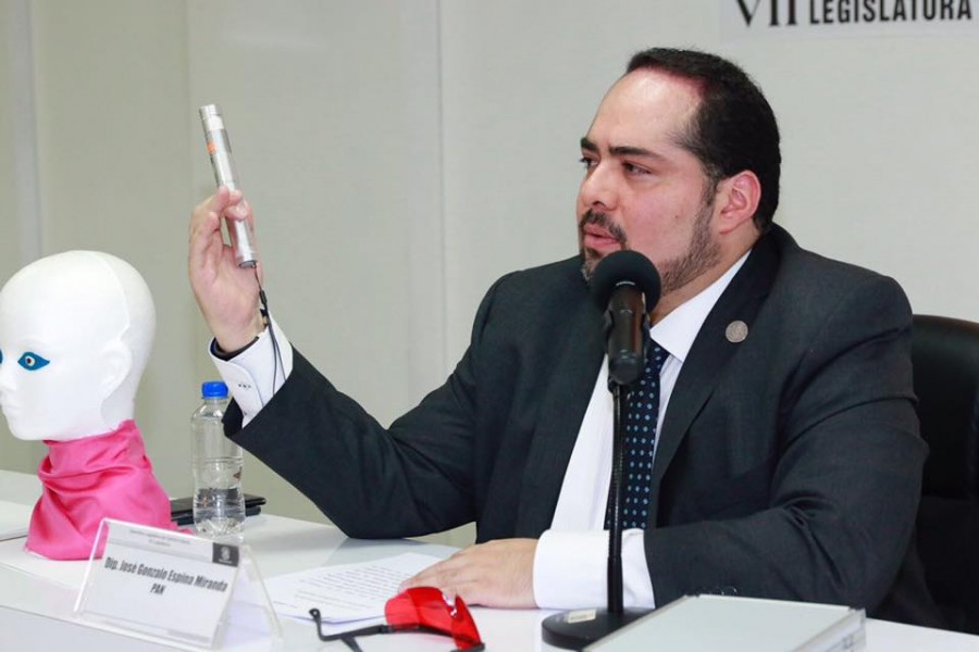 Pide ALDF prohibir venta ilegal de rayo láser que causa quemaduras