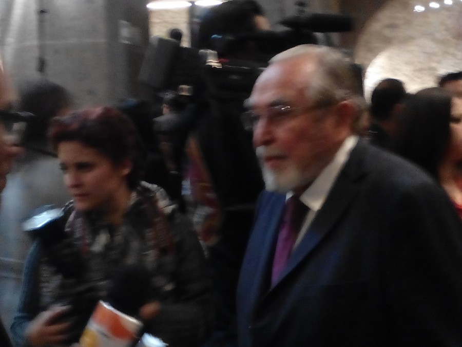 No habrá acuerdos en lo oscurito: Batiz