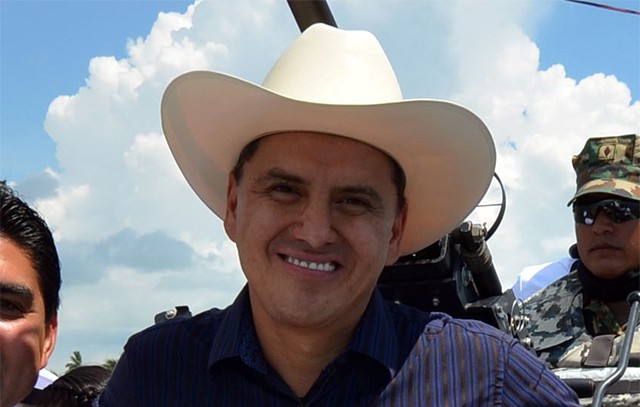 Roberto Sandoval ya no podrá viajar a Estados Unidos