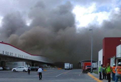 Reportan incendio en Parque Industrial de Nuevo LeÃ³n