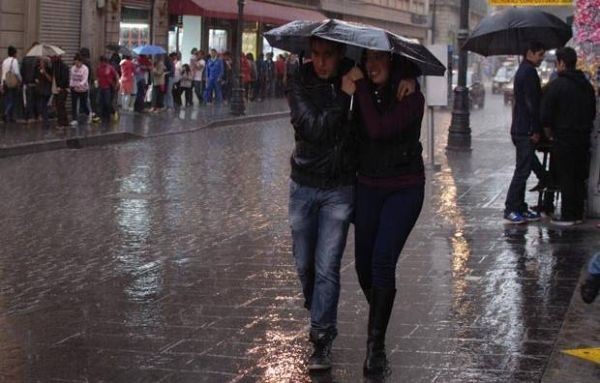 PrevÃ©n lluvia vespertina en la CdMx
