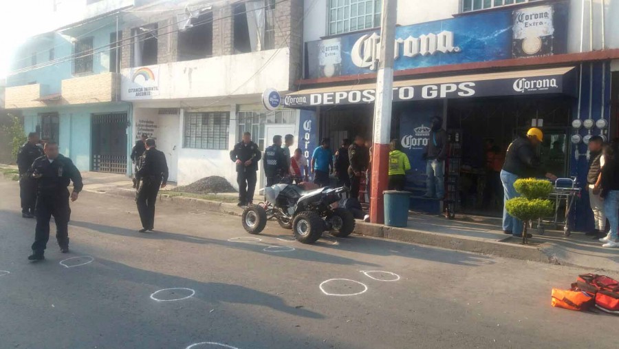 Investigan asesinato de 3 hombres en Tláhuac