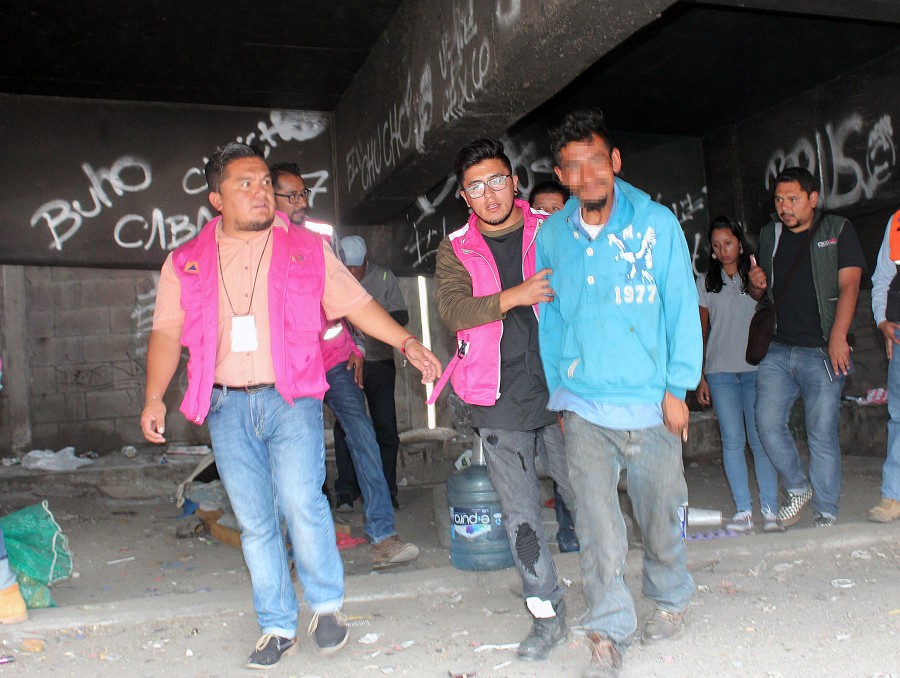 Atienden a población en situación de calle de Central de Abasto