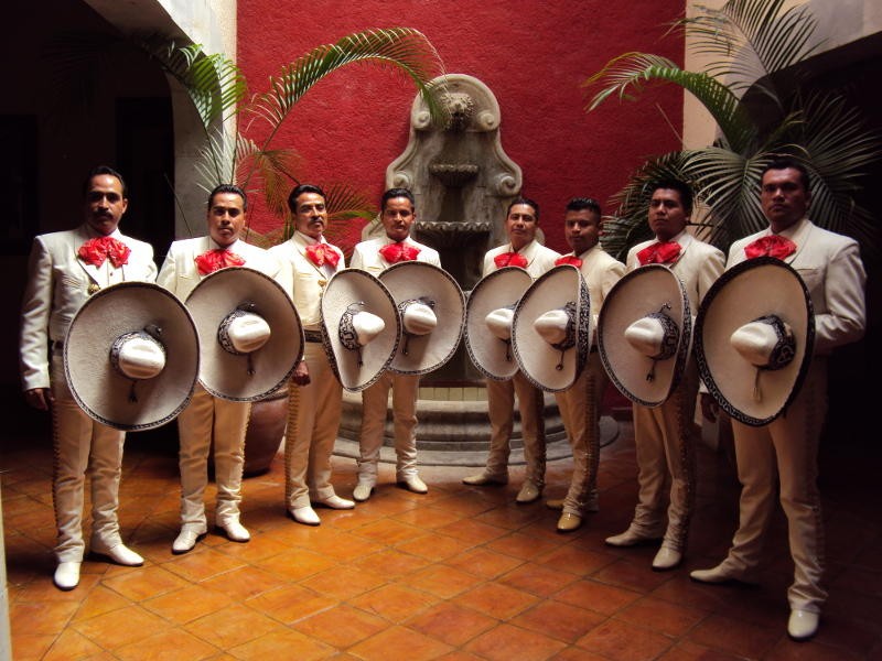 Festejarán a los mariachis en la plaza de la constitución