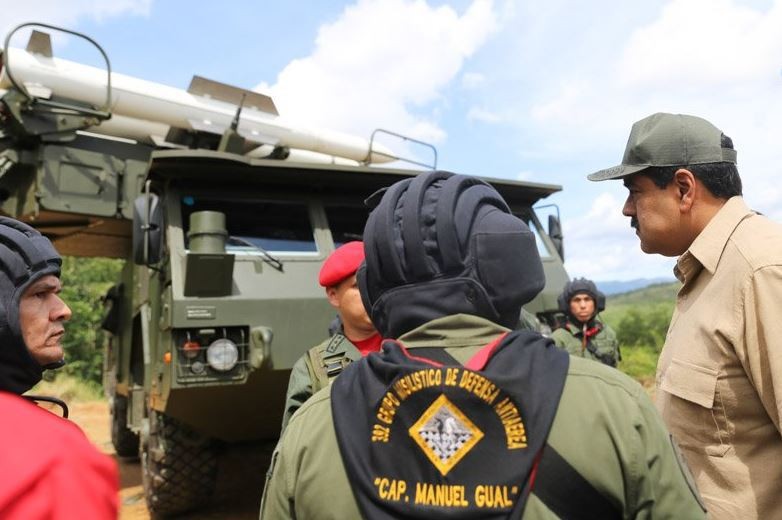 Supuestos militares atacan al gobierno venezolano