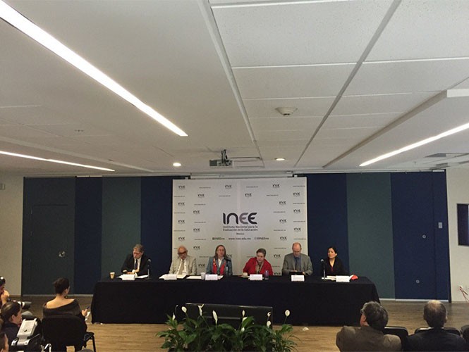 Pide INEE no suspender evaluaciÃ³n durante negociaciones con la CNTE