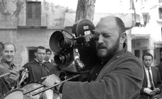 Fallece el director de cine Juan Luis Buñuel