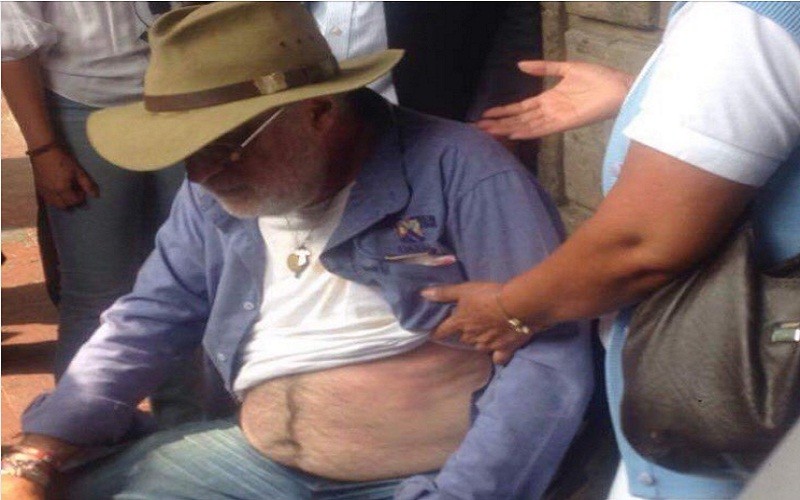Golpean a Sicilia durante desalojo de plantÃ³n contra Graco RamÃ­rez