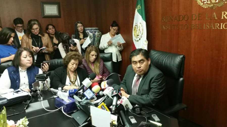 Truena Barbosa contra Mancera; lo acusa de estar detrás de su remoción como coordinador de los senadores del PRD