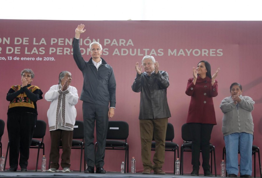 AMLO inicia el reparto de pensión a adultos mayores; se apoyará a indigenas desde los 65, asegura Montiel