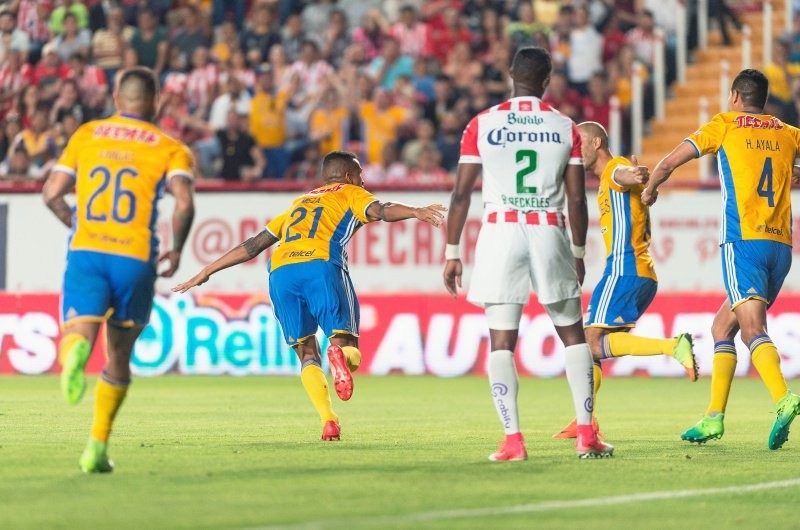 Tigres se aleja de liguilla con empate ante Necaxa