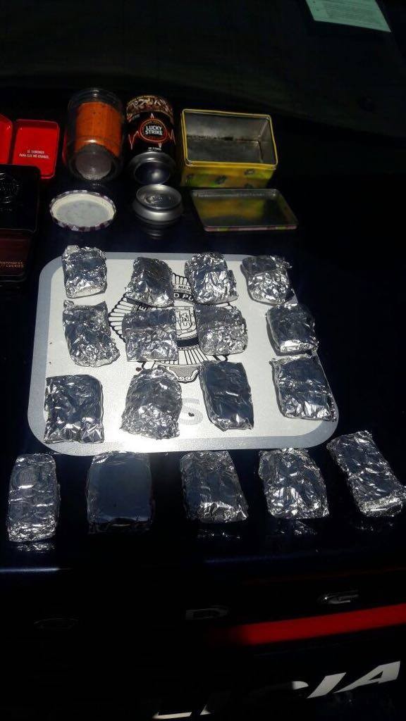 Detienen a alumna de CCH con pastelitos elaborados con marihuana