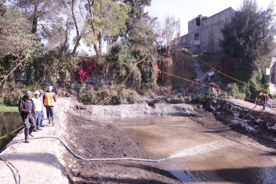 Concluyen obras en socavón de Xochimilco, realizan pruebas para próxima reapertura