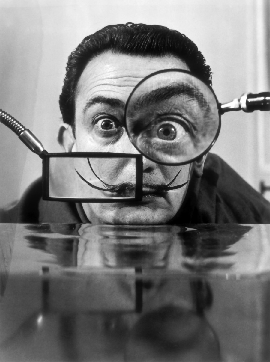 Exhuman cuerpo de Salvador Dalí por prueba de paternidad