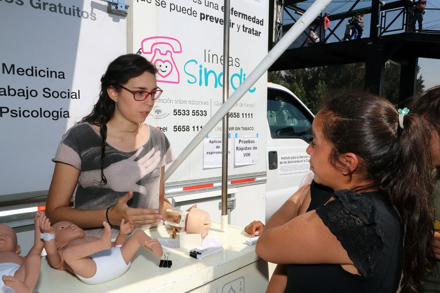 Realizan prevención de salud a trabajadores de la Central de Abasto