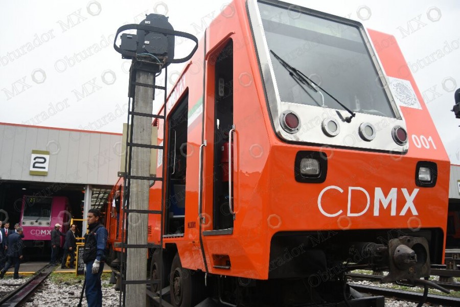 Regresa a las vías el primer tren del Metro en la CdMx