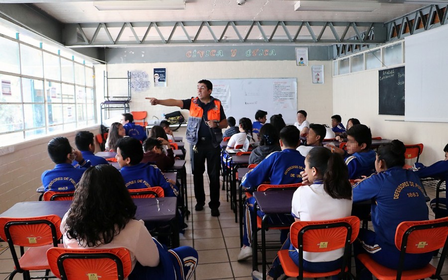 Capacita Ceda a alumnos de secundaria de Iztapalapa en Protección Civil