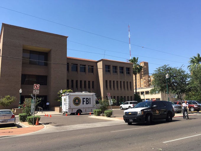 FBI realiza cateo en el Ayuntamiento de Laredo para investigar actos de corrupción