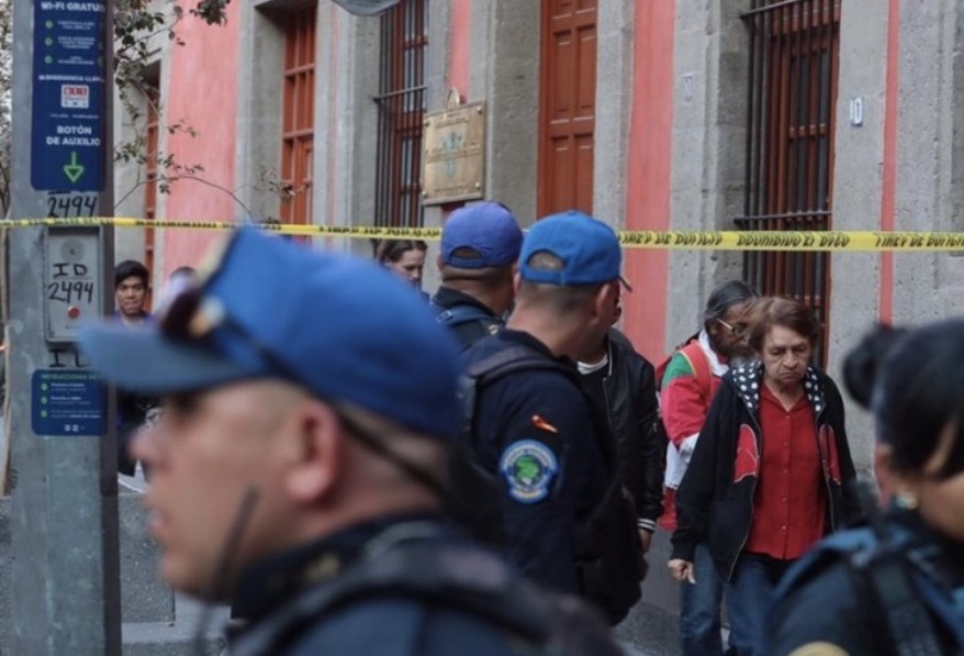 Balacera deja cuatro muertos cerca de residencia de AMLO
