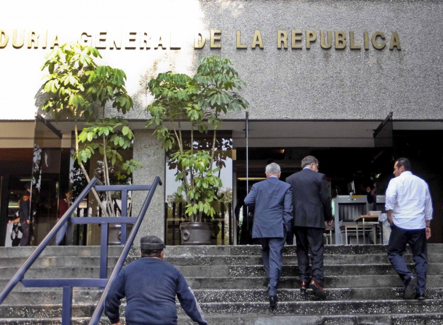 PGR entrega 250 millones de pesos al gobierno de Veracruz