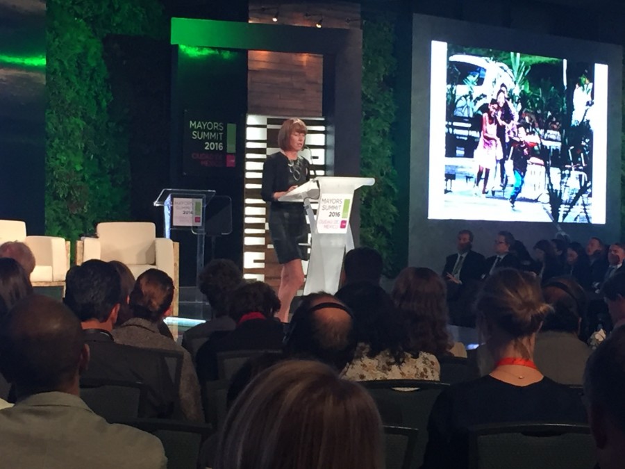 Dialogan sobre opciones de transporte sustentables en Cumbre C40