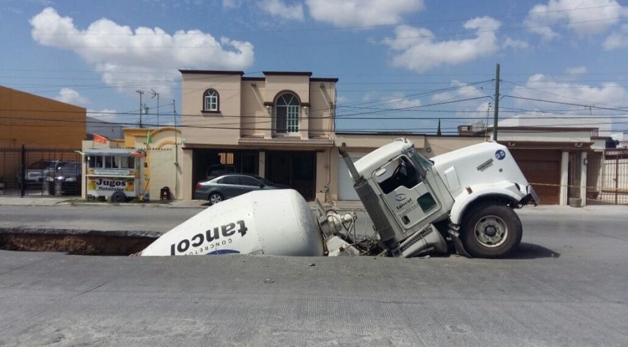 Nuevo socavón… ahora en Reynosa, Tamaulipas