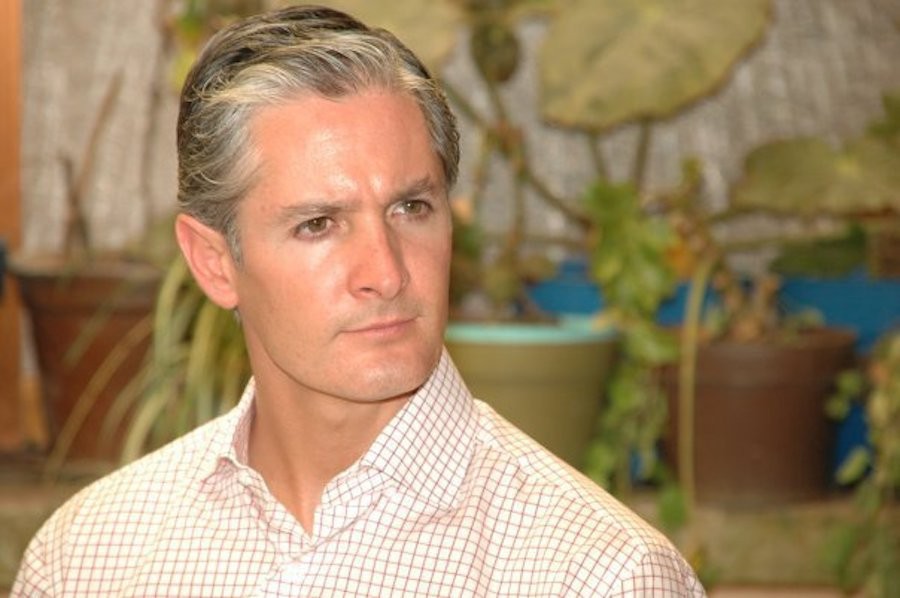 Denuncian a Del Mazo candidato del PRI