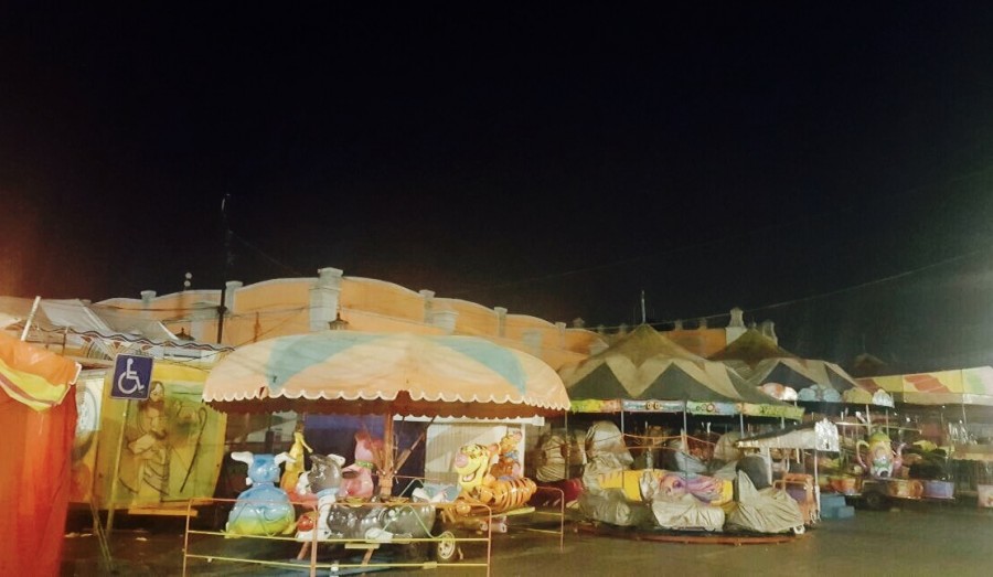 Se incendia mercado de Xochimilco