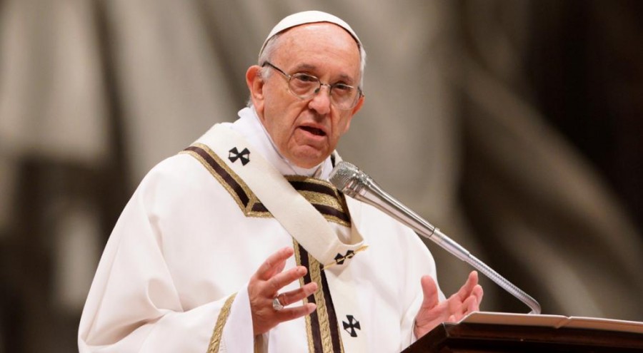 Papa recibirá a obispos, tras cita con víctimas chilenas de abusos