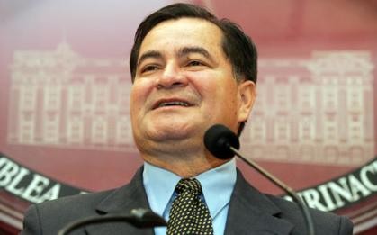 Muere el ex senador Roger Pinto tras sufrir un accidente aéreo en Brasil