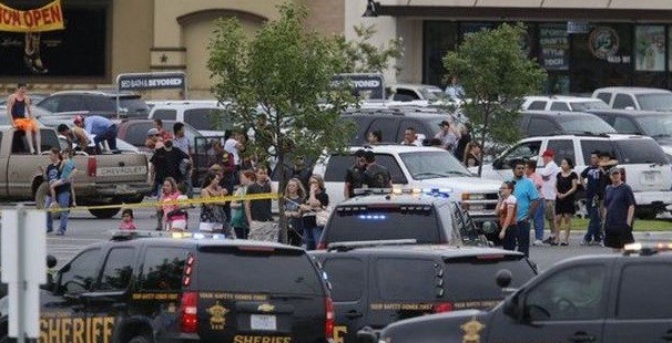 Se registra tiroteo en centro comercial de Houston