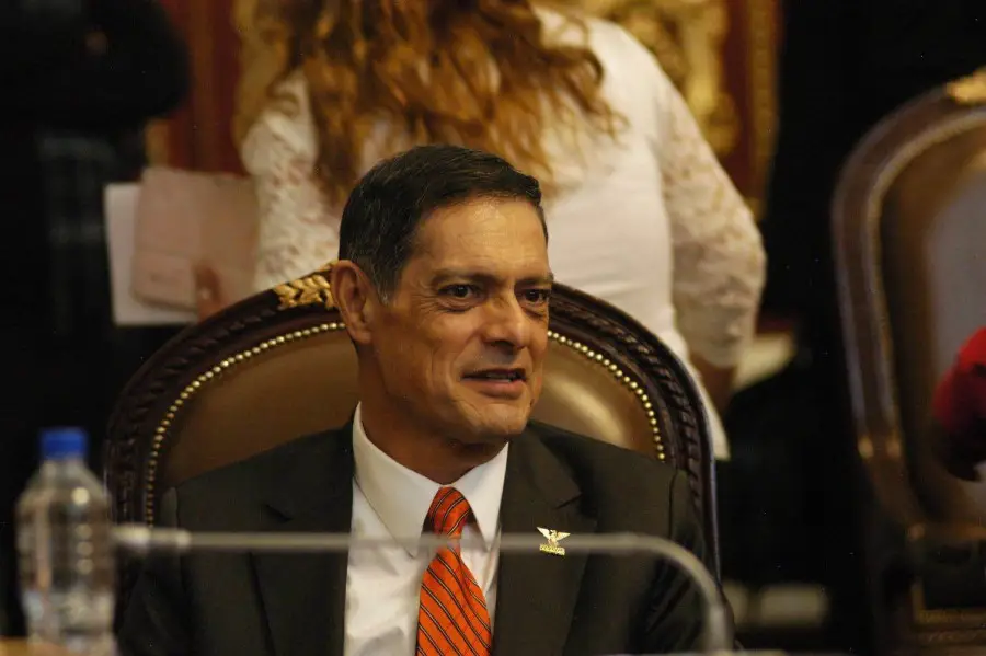 Plantean frente común para evitar recorte en presupuesto