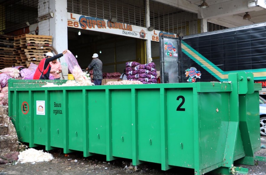 Instala Central de Abasto infraestructura para separación de residuos sólidos