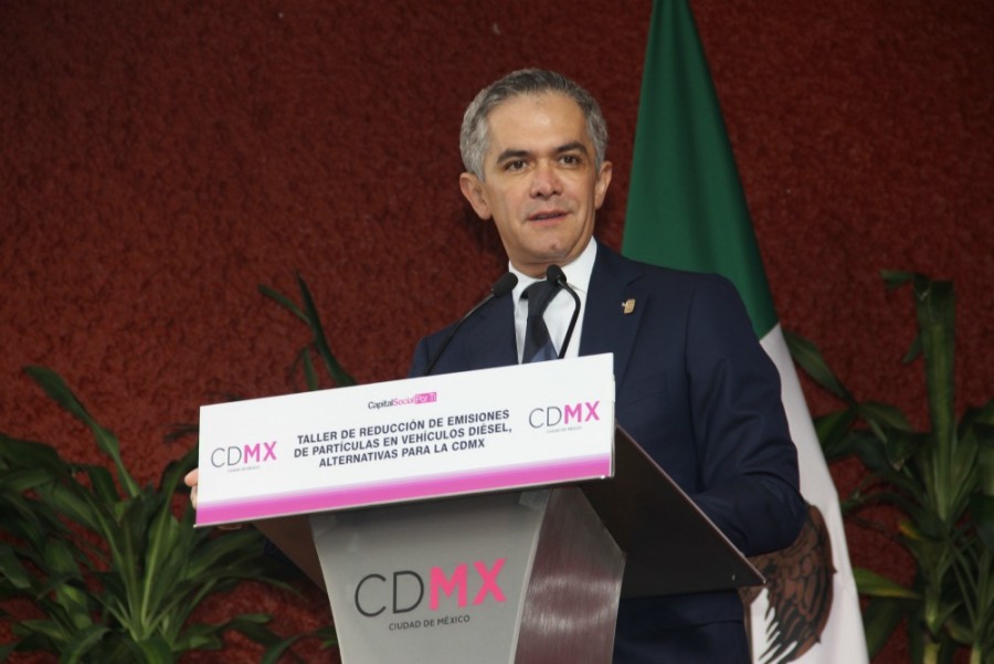 Tratará Mancera temas presupuestales con gobernadores