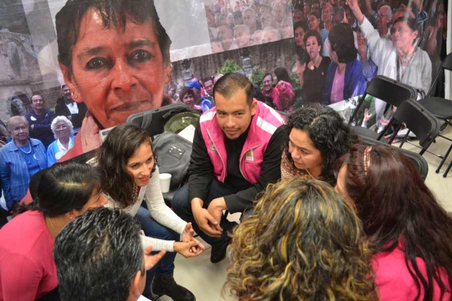 Capacitan a servidores públicos en perspectiva de género