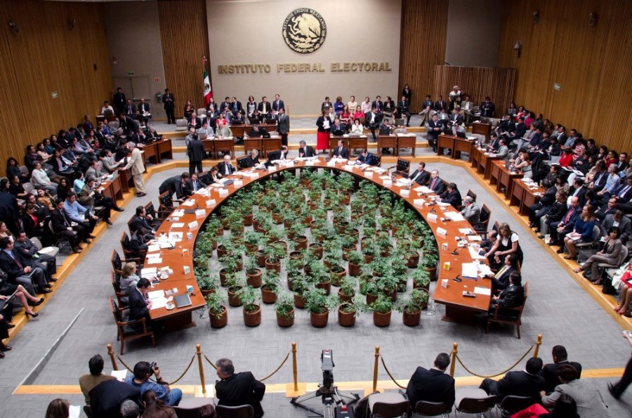 INE aprueba anteproyecto de presupuesto 2019; el más bajo de la historia, afirman