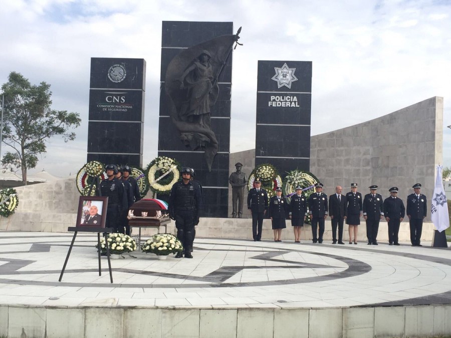 Renato Sales encabeza homenaje de Policías Federales asesinados en Veracruz; no habrá impunidad, dice