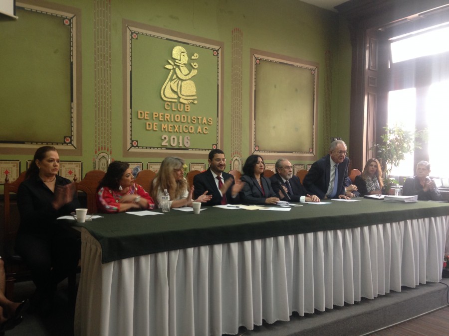 Presentan Los Sentimientos de La Ciudad